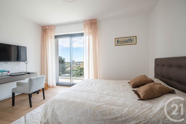 Appartement F4 à vendre - 4 pièces - 216.09 m2 - NICE - 06 - PROVENCE-ALPES-COTE-D-AZUR - Century 21 Lafage Transactions