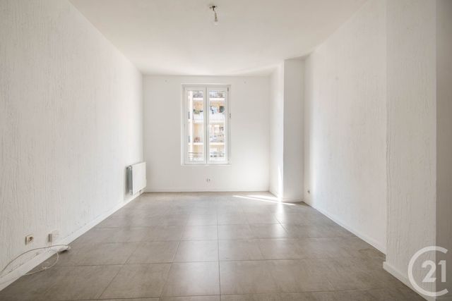 Appartement F2 à vendre - 2 pièces - 42.1 m2 - NICE - 06 - PROVENCE-ALPES-COTE-D-AZUR - Century 21 Lafage Transactions