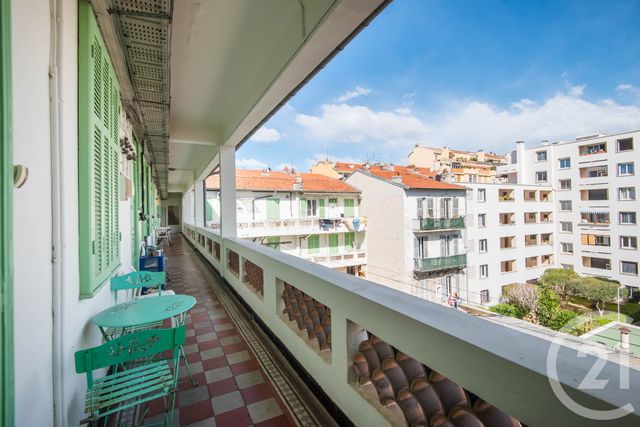Appartement F2 à vendre - 2 pièces - 42.1 m2 - NICE - 06 - PROVENCE-ALPES-COTE-D-AZUR - Century 21 Lafage Transactions