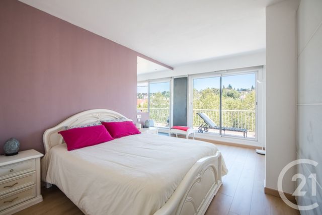 Appartement F4 à vendre - 4 pièces - 111.42 m2 - NICE - 06 - PROVENCE-ALPES-COTE-D-AZUR - Century 21 Lafage Transactions