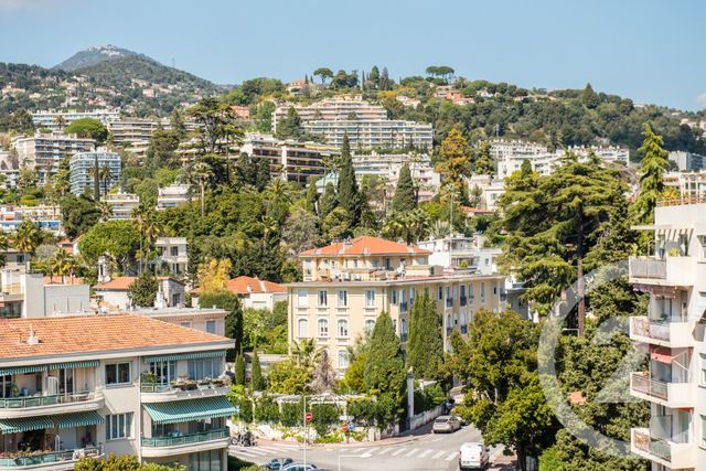 Appartement F4 à vendre - 4 pièces - 111.42 m2 - NICE - 06 - PROVENCE-ALPES-COTE-D-AZUR - Century 21 Lafage Transactions