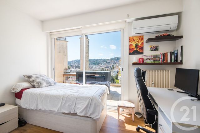 Appartement F4 à vendre - 4 pièces - 111.42 m2 - NICE - 06 - PROVENCE-ALPES-COTE-D-AZUR - Century 21 Lafage Transactions