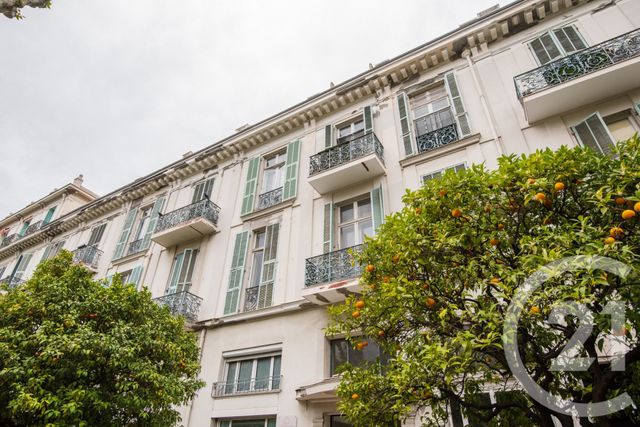 Appartement Studio à vendre - 1 pièce - 22.52 m2 - NICE - 06 - PROVENCE-ALPES-COTE-D-AZUR - Century 21 Lafage Transactions