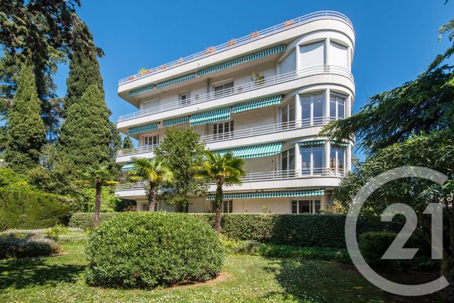 Appartement F3 bis à vendre - 4 pièces - 95.83 m2 - NICE - 06 - PROVENCE-ALPES-COTE-D-AZUR - Century 21 Lafage Transactions