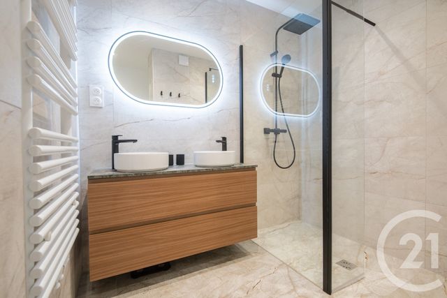 Appartement F3 à vendre - 3 pièces - 81.26 m2 - NICE - 06 - PROVENCE-ALPES-COTE-D-AZUR - Century 21 Lafage Transactions