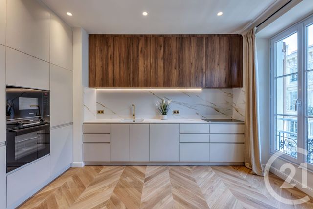 Appartement F3 à vendre - 3 pièces - 87.06 m2 - NICE - 06 - PROVENCE-ALPES-COTE-D-AZUR - Century 21 Lafage Transactions