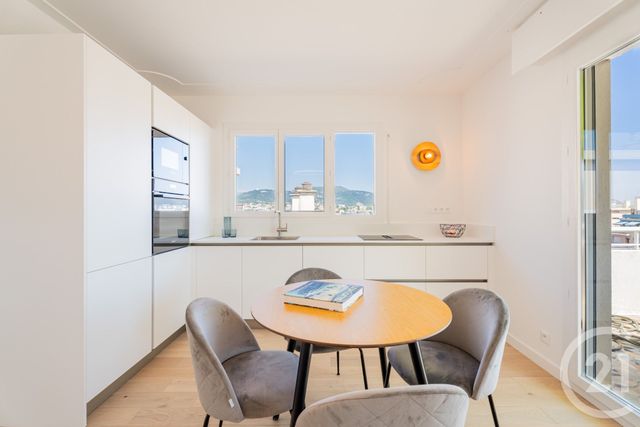 Appartement F4 à vendre - 4 pièces - 77.0 m2 - NICE - 06 - PROVENCE-ALPES-COTE-D-AZUR - Century 21 Lafage Transactions
