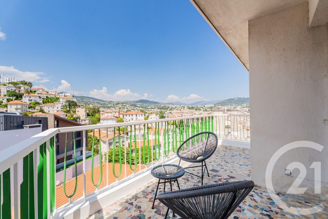 Appartement F4 à vendre - 4 pièces - 77.0 m2 - NICE - 06 - PROVENCE-ALPES-COTE-D-AZUR - Century 21 Lafage Transactions