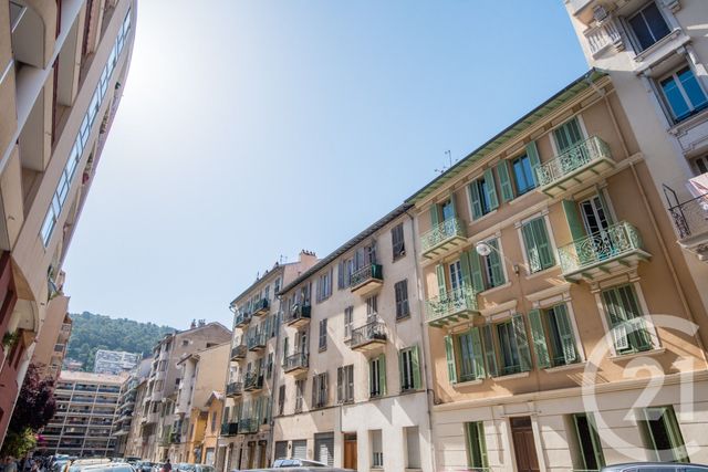 Appartement F3 à vendre - 3 pièces - 40.29 m2 - NICE - 06 - PROVENCE-ALPES-COTE-D-AZUR - Century 21 Lafage Transactions