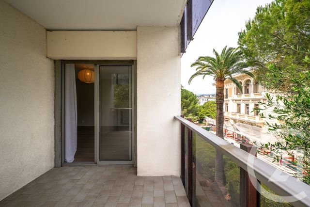 Appartement F3 à vendre - 3 pièces - 58.14 m2 - NICE - 06 - PROVENCE-ALPES-COTE-D-AZUR - Century 21 Lafage Transactions