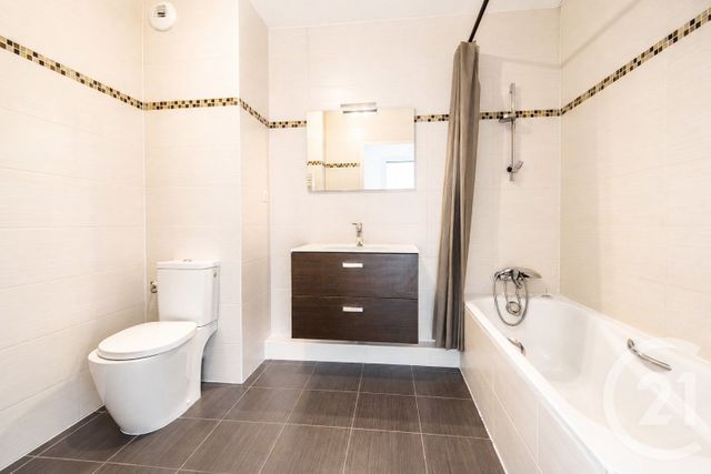 Appartement T2 à vendre - 2 pièces - 44.17 m2 - NICE - 06 - PROVENCE-ALPES-COTE-D-AZUR - Century 21 Lafage Transactions