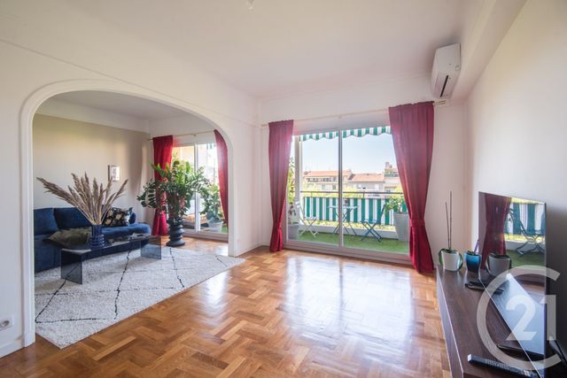 Appartement F4 à vendre - 4 pièces - 84.84 m2 - NICE - 06 - PROVENCE-ALPES-COTE-D-AZUR - Century 21 Lafage Transactions