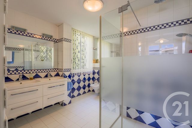 maison à vendre - 8 pièces - 238.36 m2 - NICE - 06 - PROVENCE-ALPES-COTE-D-AZUR - Century 21 Lafage Transactions