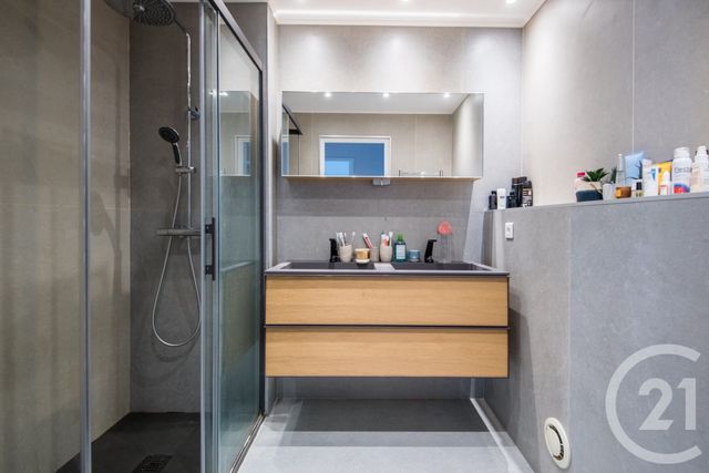 Appartement F4 à vendre - 4 pièces - 104.01 m2 - NICE - 06 - PROVENCE-ALPES-COTE-D-AZUR - Century 21 Lafage Transactions