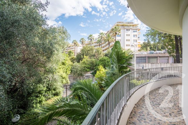 Appartement F4 à vendre - 4 pièces - 104.01 m2 - NICE - 06 - PROVENCE-ALPES-COTE-D-AZUR - Century 21 Lafage Transactions