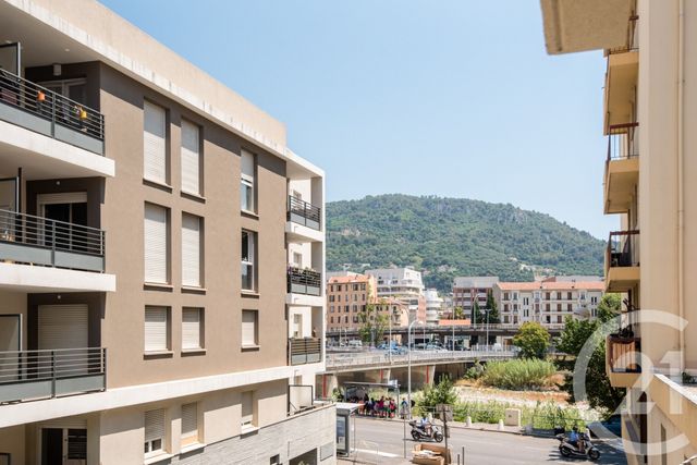 Appartement F2 à vendre - 2 pièces - 47.5 m2 - NICE - 06 - PROVENCE-ALPES-COTE-D-AZUR - Century 21 Lafage Transactions