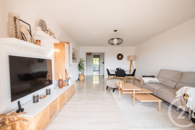 Appartement F3 à vendre - 3 pièces - 81.09 m2 - NICE - 06 - PROVENCE-ALPES-COTE-D-AZUR - Century 21 Lafage Transactions