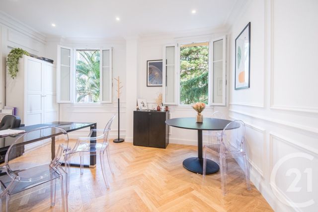Appartement F6 à vendre - 6 pièces - 131.9 m2 - NICE - 06 - PROVENCE-ALPES-COTE-D-AZUR - Century 21 Lafage Transactions