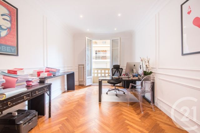 Appartement F6 à vendre - 6 pièces - 131.9 m2 - NICE - 06 - PROVENCE-ALPES-COTE-D-AZUR - Century 21 Lafage Transactions