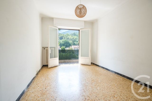 Appartement F3 à vendre - 3 pièces - 62.69 m2 - CONTES - 06 - PROVENCE-ALPES-COTE-D-AZUR - Century 21 Lafage Transactions