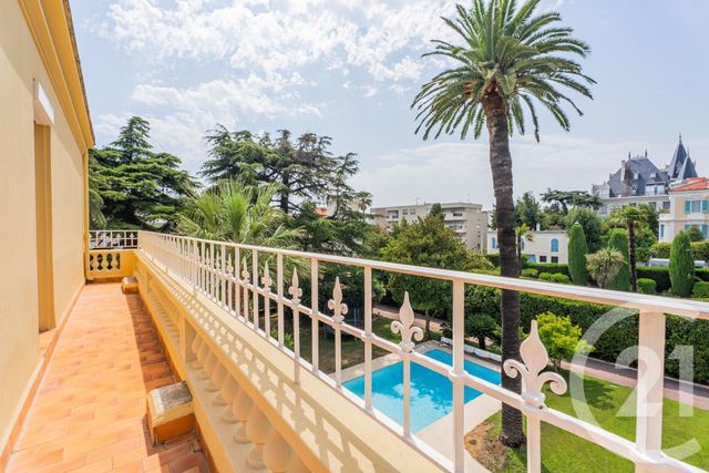 maison à vendre - 6 pièces - 296.57 m2 - NICE - 06 - PROVENCE-ALPES-COTE-D-AZUR - Century 21 Lafage Transactions
