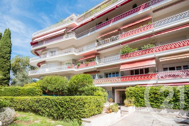 Appartement F3 à vendre - 3 pièces - 53.08 m2 - NICE - 06 - PROVENCE-ALPES-COTE-D-AZUR - Century 21 Lafage Transactions