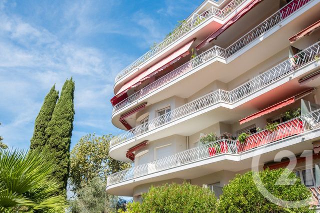 Appartement F3 à vendre - 3 pièces - 53.08 m2 - NICE - 06 - PROVENCE-ALPES-COTE-D-AZUR - Century 21 Lafage Transactions