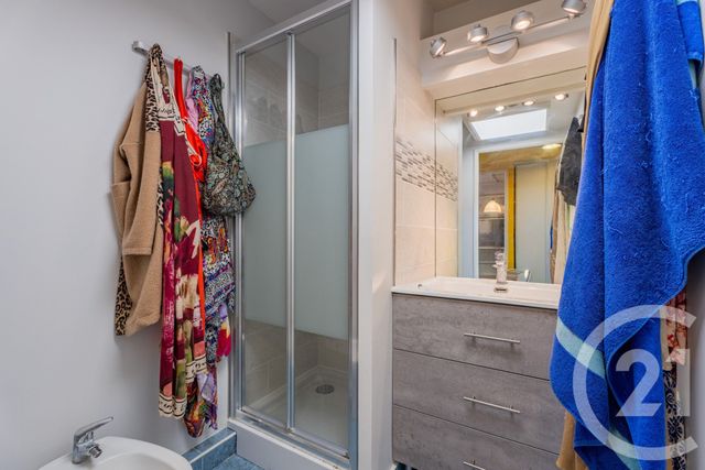 Appartement F2 à vendre - 2 pièces - 37.2 m2 - NICE - 06 - PROVENCE-ALPES-COTE-D-AZUR - Century 21 Lafage Transactions