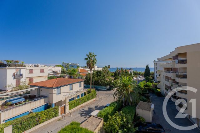 Appartement F2 à vendre - 2 pièces - 55.54 m2 - ANTIBES - 06 - PROVENCE-ALPES-COTE-D-AZUR - Century 21 Lafage Transactions