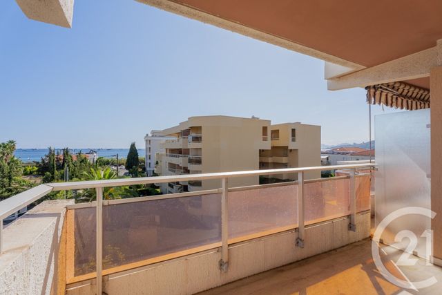 Appartement F2 à vendre - 2 pièces - 55.54 m2 - ANTIBES - 06 - PROVENCE-ALPES-COTE-D-AZUR - Century 21 Lafage Transactions