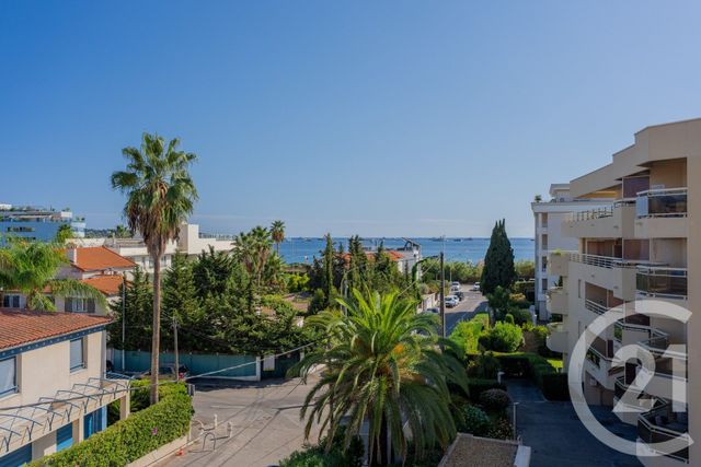 Appartement F2 à vendre - 2 pièces - 55.54 m2 - ANTIBES - 06 - PROVENCE-ALPES-COTE-D-AZUR - Century 21 Lafage Transactions