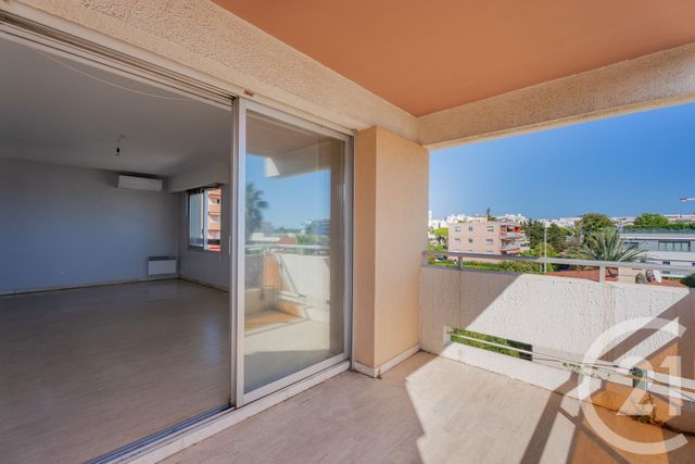 Appartement F2 à vendre - 2 pièces - 55.54 m2 - ANTIBES - 06 - PROVENCE-ALPES-COTE-D-AZUR - Century 21 Lafage Transactions