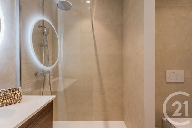 Appartement Studio à vendre - 1 pièce - 27.93 m2 - NICE - 06 - PROVENCE-ALPES-COTE-D-AZUR - Century 21 Lafage Transactions