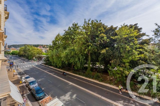 Appartement Studio à vendre - 1 pièce - 27.93 m2 - NICE - 06 - PROVENCE-ALPES-COTE-D-AZUR - Century 21 Lafage Transactions