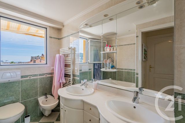 Appartement F7 à vendre - 7 pièces - 162.75 m2 - NICE - 06 - PROVENCE-ALPES-COTE-D-AZUR - Century 21 Lafage Transactions