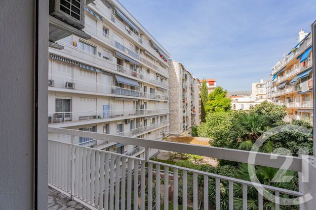 Appartement F4 à vendre - 4 pièces - 102.85 m2 - NICE - 06 - PROVENCE-ALPES-COTE-D-AZUR - Century 21 Lafage Transactions