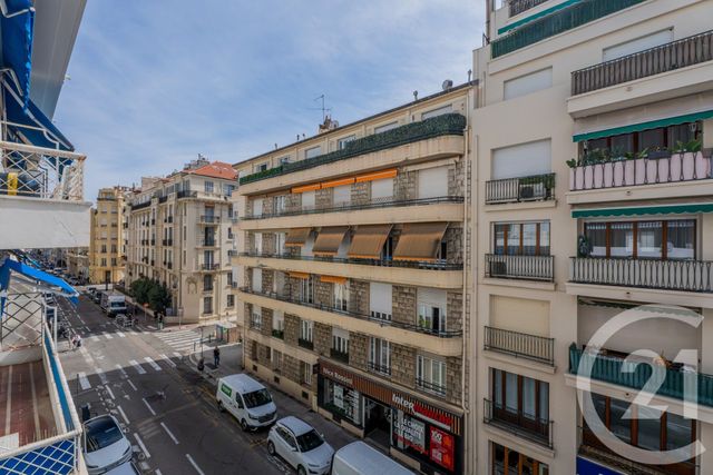 Appartement F4 à vendre - 4 pièces - 102.85 m2 - NICE - 06 - PROVENCE-ALPES-COTE-D-AZUR - Century 21 Lafage Transactions
