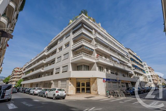 Appartement F4 à vendre - 4 pièces - 102.85 m2 - NICE - 06 - PROVENCE-ALPES-COTE-D-AZUR - Century 21 Lafage Transactions