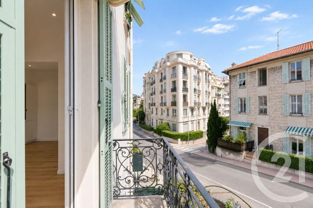Appartement F3 à vendre - 3 pièces - 58.97 m2 - NICE - 06 - PROVENCE-ALPES-COTE-D-AZUR - Century 21 Lafage Transactions