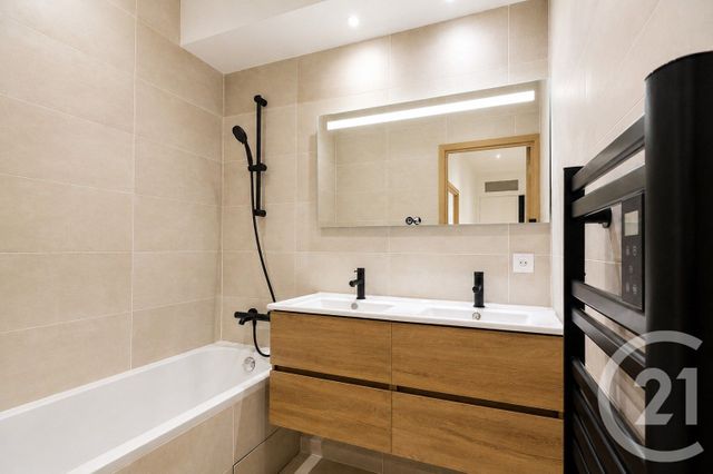 Appartement F3 à vendre - 3 pièces - 58.97 m2 - NICE - 06 - PROVENCE-ALPES-COTE-D-AZUR - Century 21 Lafage Transactions