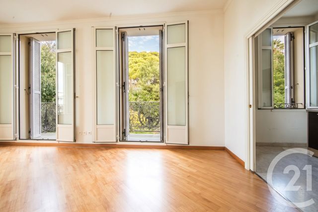 Appartement F2 à vendre - 2 pièces - 52.41 m2 - NICE - 06 - PROVENCE-ALPES-COTE-D-AZUR - Century 21 Lafage Transactions