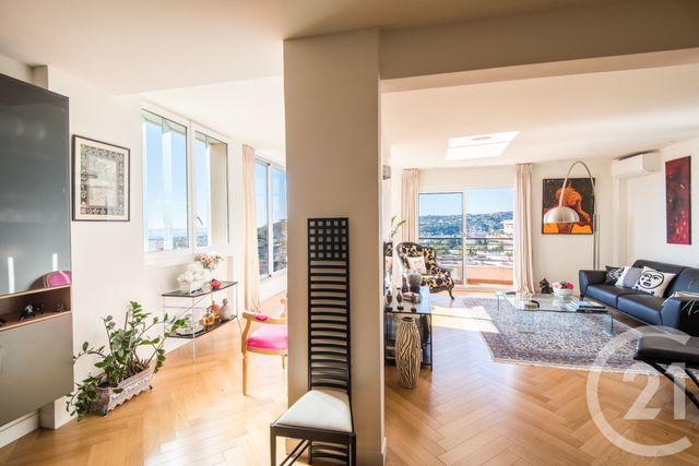 Appartement F3 à vendre - 3 pièces - 80.8 m2 - NICE - 06 - PROVENCE-ALPES-COTE-D-AZUR - Century 21 Lafage Transactions