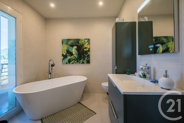 Appartement F3 à vendre - 3 pièces - 80.8 m2 - NICE - 06 - PROVENCE-ALPES-COTE-D-AZUR - Century 21 Lafage Transactions