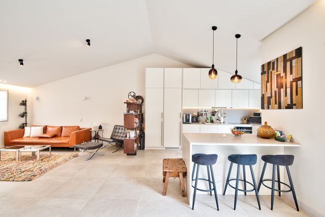 Appartement F4 à vendre - 5 pièces - 132.7 m2 - NICE - 06 - PROVENCE-ALPES-COTE-D-AZUR - Century 21 Lafage Transactions