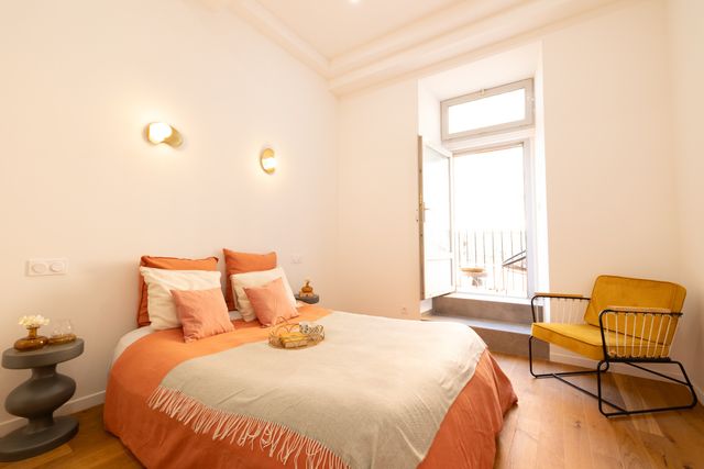 Appartement F5 à vendre - 5 pièces - 163.75 m2 - NICE - 06 - PROVENCE-ALPES-COTE-D-AZUR - Century 21 Lafage Transactions