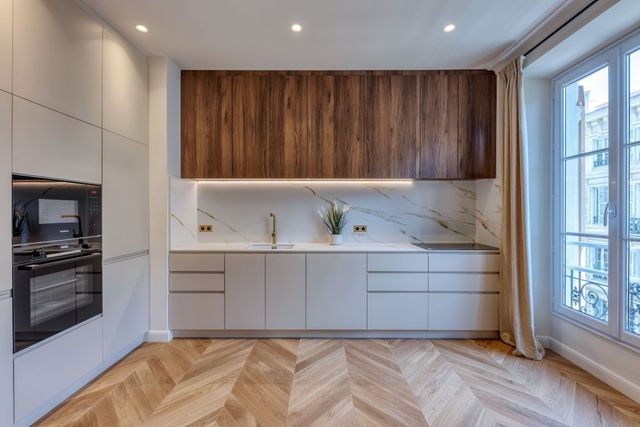 Appartement F3 à vendre - 3 pièces - 87.06 m2 - NICE - 06 - PROVENCE-ALPES-COTE-D-AZUR - Century 21 Lafage Transactions