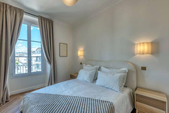 Appartement F3 à vendre - 3 pièces - 87.06 m2 - NICE - 06 - PROVENCE-ALPES-COTE-D-AZUR - Century 21 Lafage Transactions