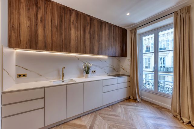 Appartement F3 à vendre - 3 pièces - 87.06 m2 - NICE - 06 - PROVENCE-ALPES-COTE-D-AZUR - Century 21 Lafage Transactions