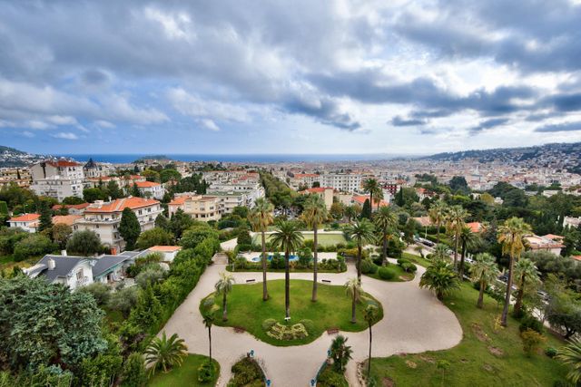 Appartement F4 à vendre - 4 pièces - 168.66 m2 - NICE - 06 - PROVENCE-ALPES-COTE-D-AZUR - Century 21 Lafage Transactions